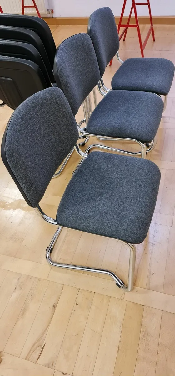 Conference chair / Stacking chair - chrome / anthr - Image 1