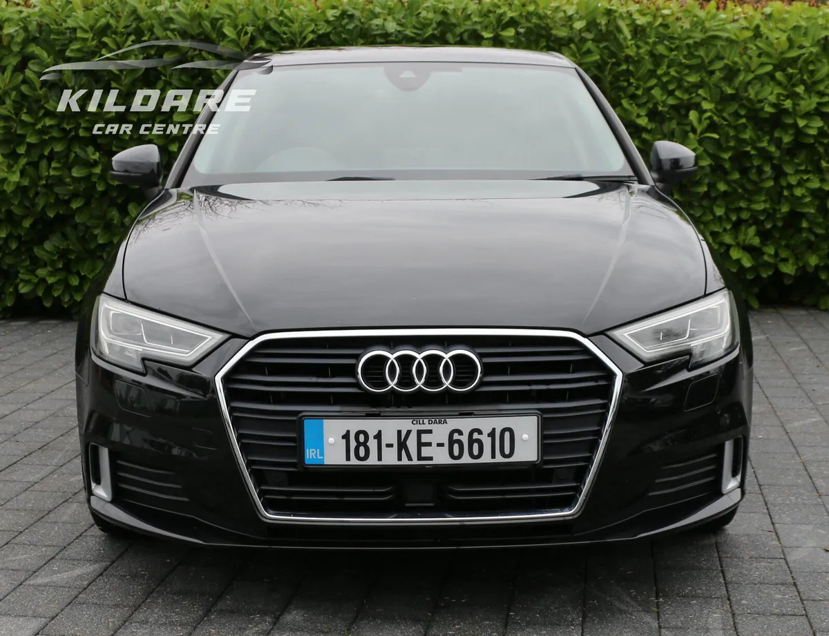 AUDI A3 TFSI S-TRONIC AUTO - Image 3