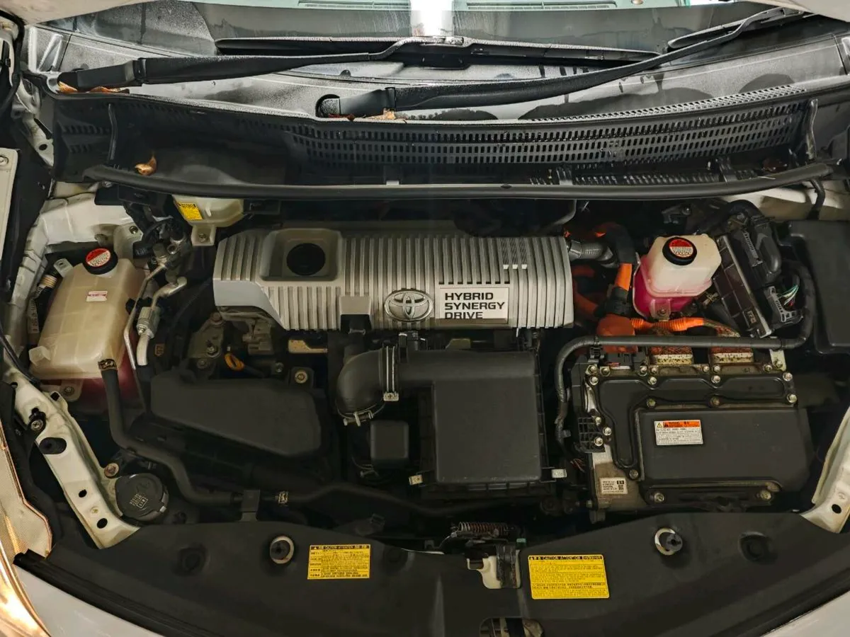 Toyota Prius Hybrid Automatic - Image 4
