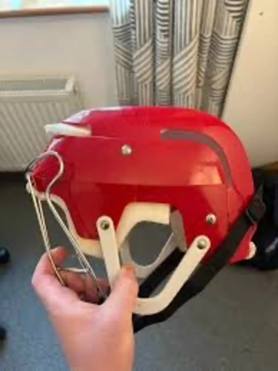 Oldstyle Azzurri Hurling Helmet - Image 4