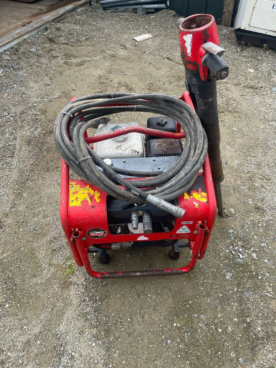 Belle hydraulic power pack with hammer - Image 4
