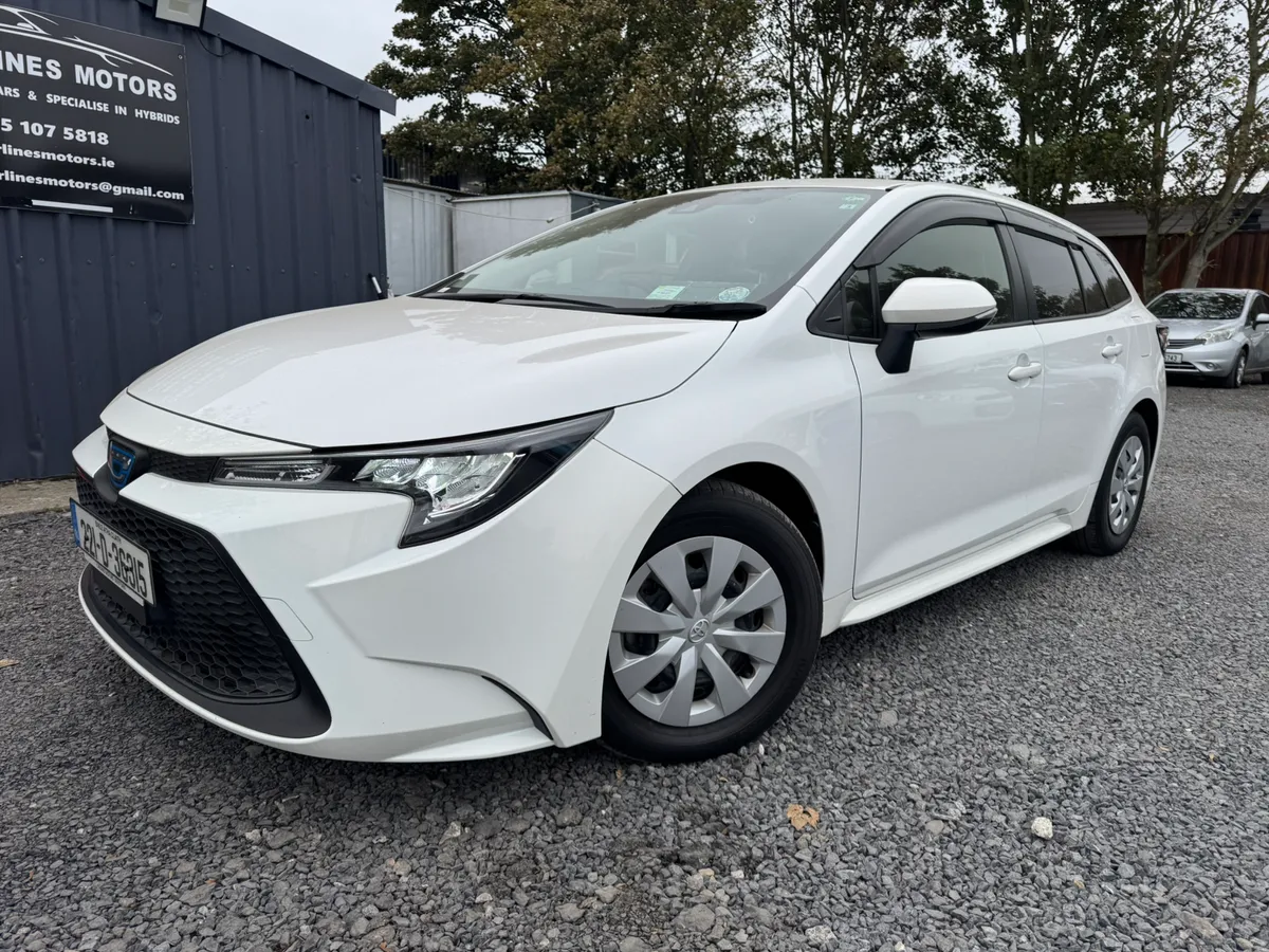 Toyota Corolla Hybrid Automatic - Image 2
