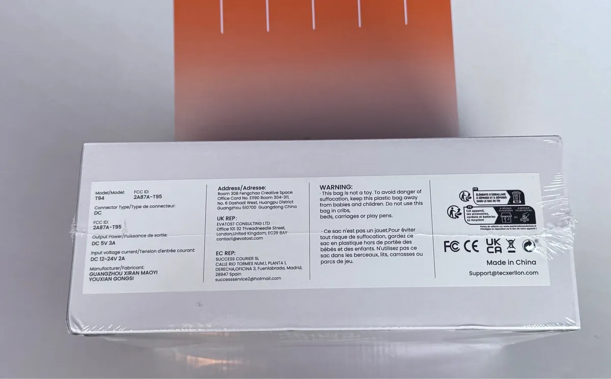 Brand New Wireless CarPlay Touchscreen Display - Image 2