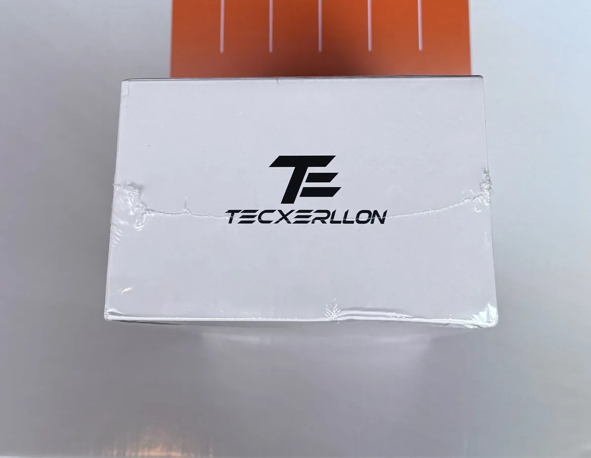 Brand New Wireless CarPlay Touchscreen Display - Image 4