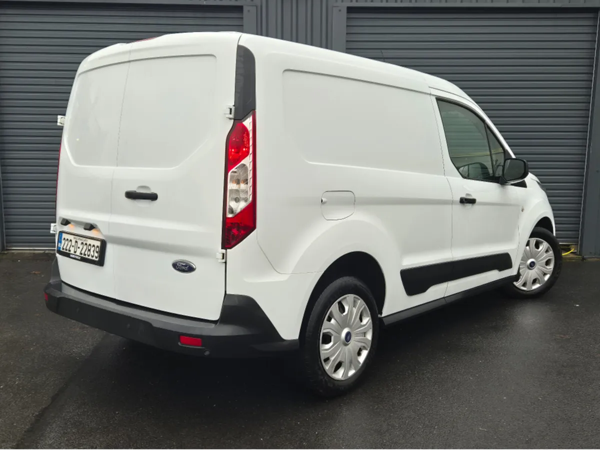 Ford Transit Connect SWB HP TREND 1 - Image 4