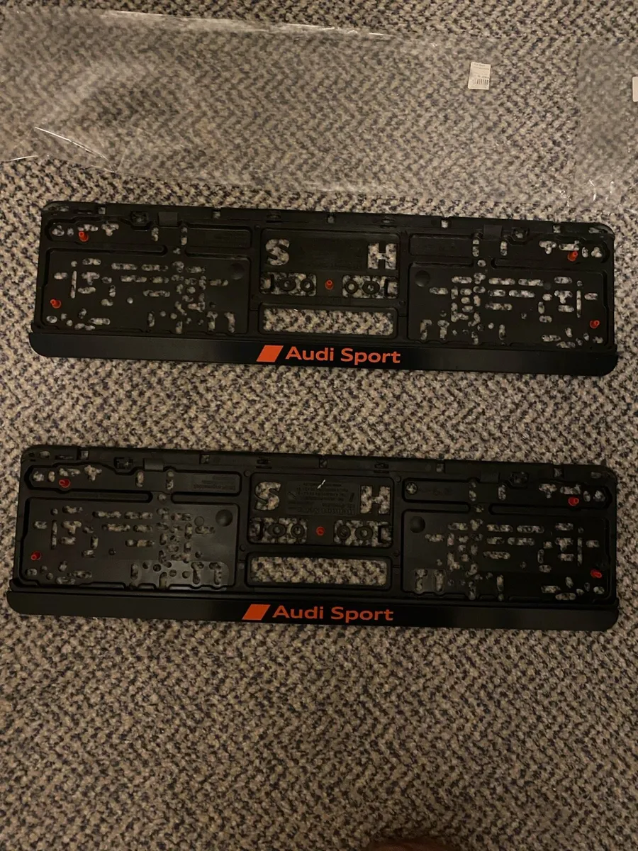 Number plate surround/bracket - Image 2