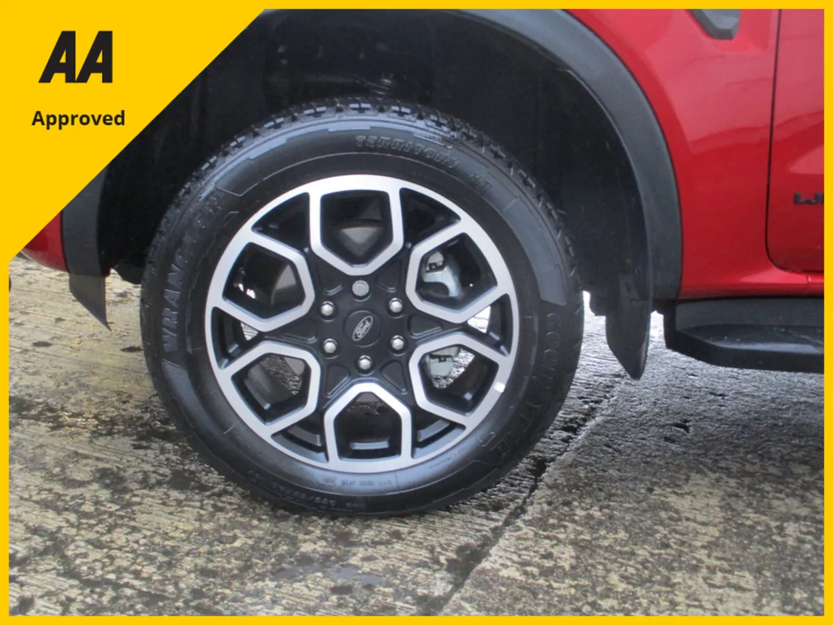 Ford Ranger EX DEMO MODEL WITH ONLY 6000 KMS D/CAB - Image 3