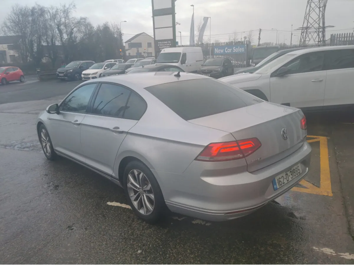 Volkswagen Passat 1.6 TDI BLUEMOTION 120PS 4DR - Image 3