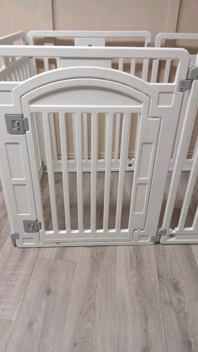 New dog pen - Image 2