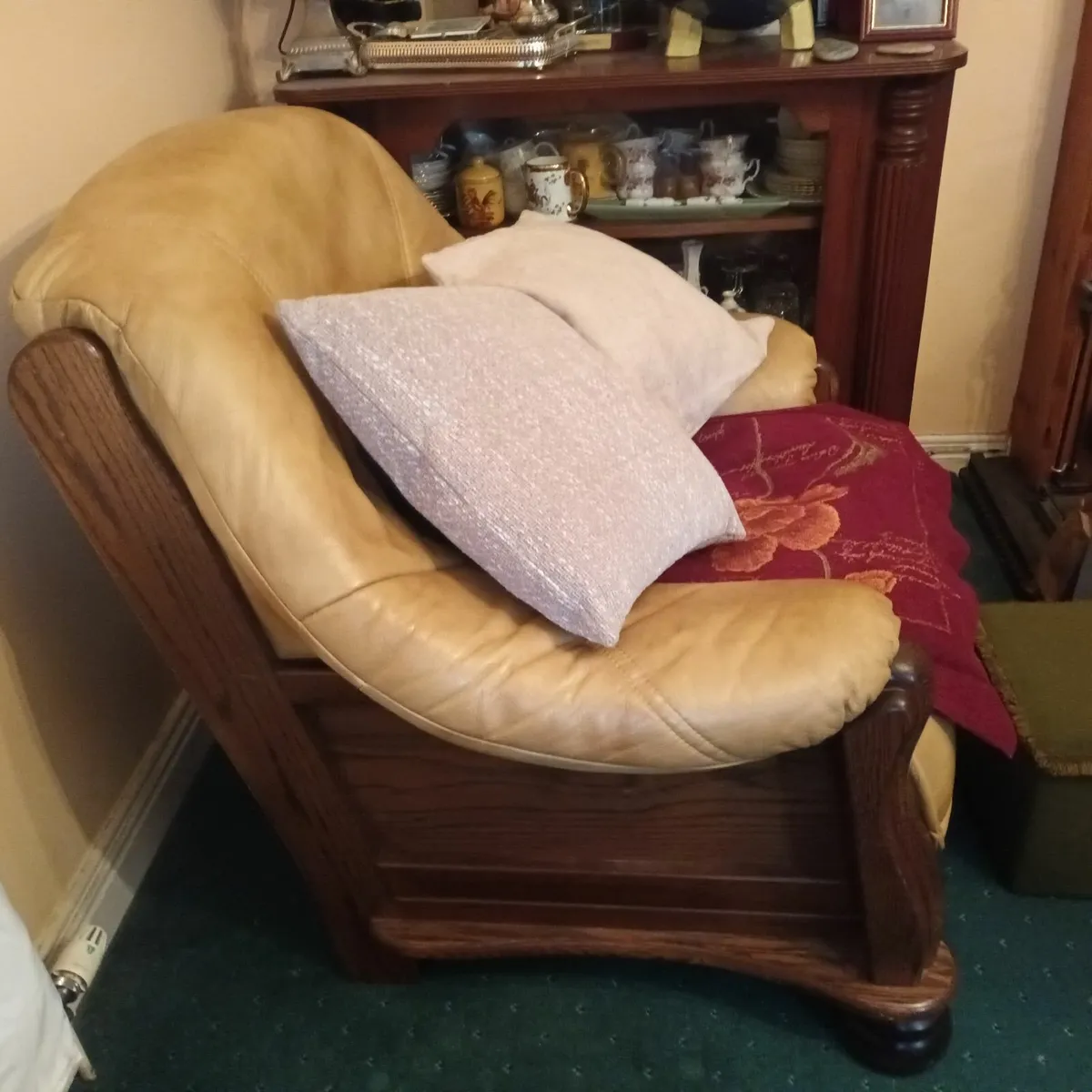 Suite of living room furniture - Image 3