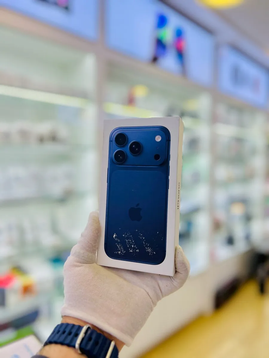 iPhone 17 pro 256 - Image 1