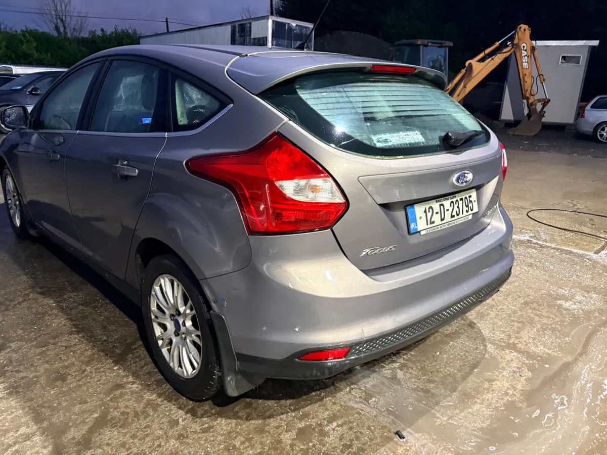 12 FORD FOCUS 1.6TDCI TITANIUM NCT+TAX - Image 4