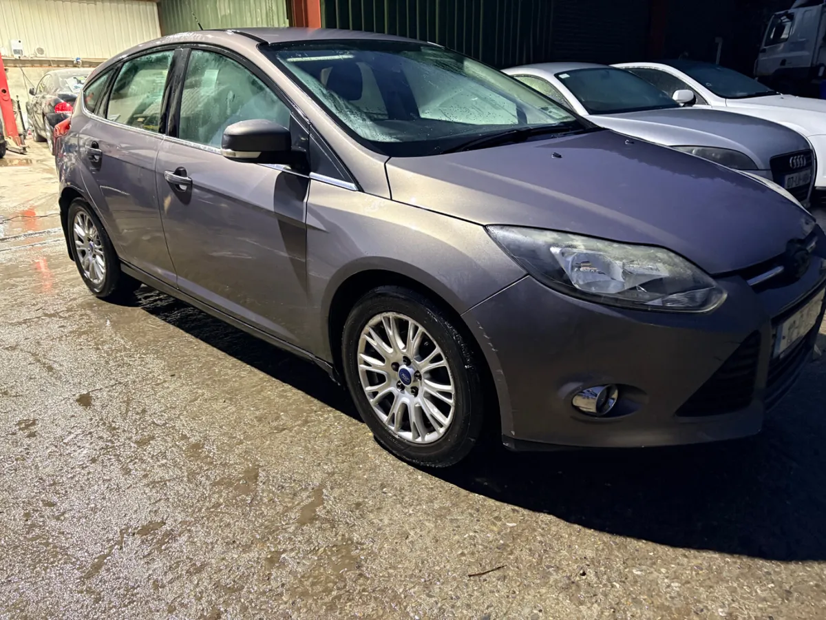 12 FORD FOCUS 1.6TDCI TITANIUM NCT+TAX - Image 1