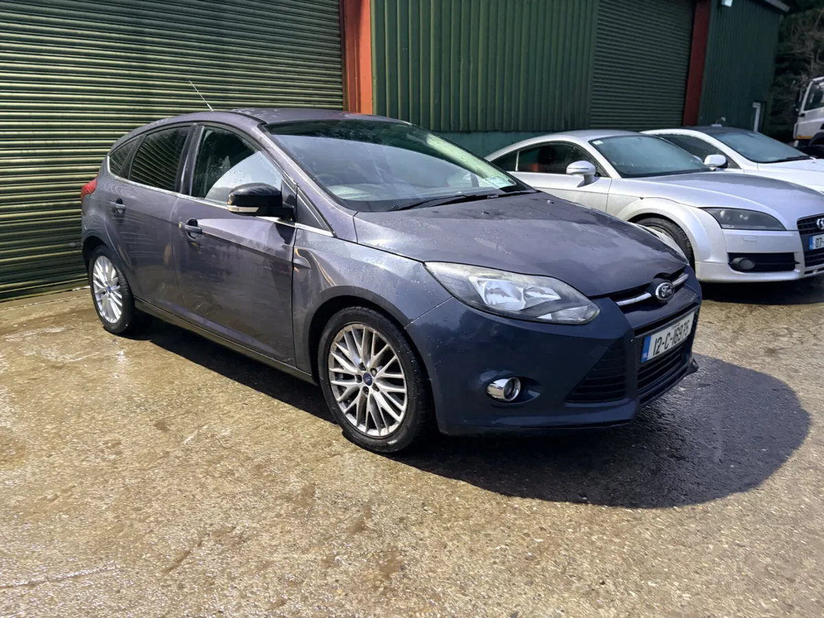 12 FORD FOCUS 1.6TDCI ZETEC - Image 1