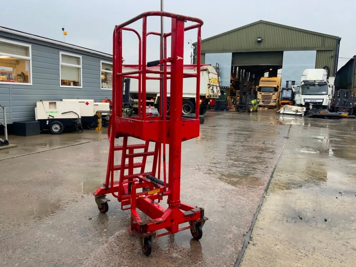 QUICK STEP POP UP ACCESS PLATFORM.....4755. - Image 4