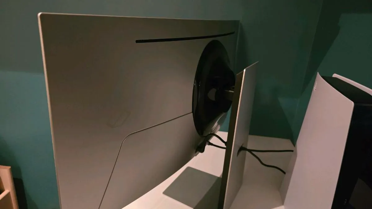 MONITOR SAMSUNG ODYSSEY G85SB 34" - Image 2