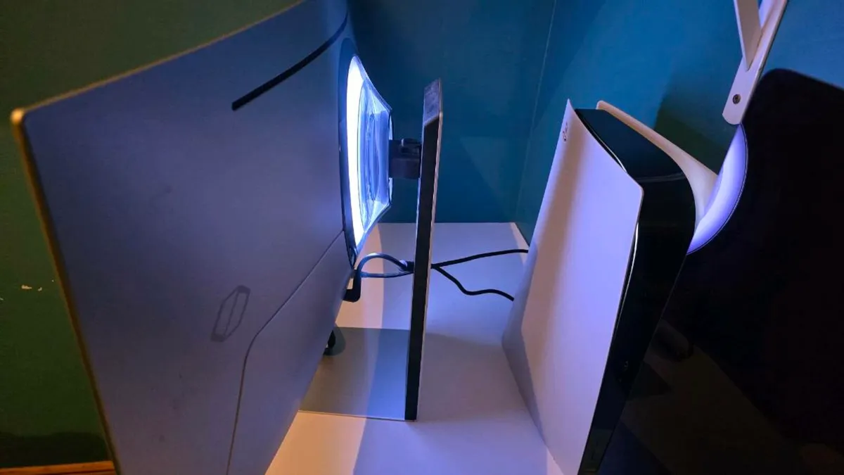 MONITOR SAMSUNG ODYSSEY G85SB 34" - Image 3