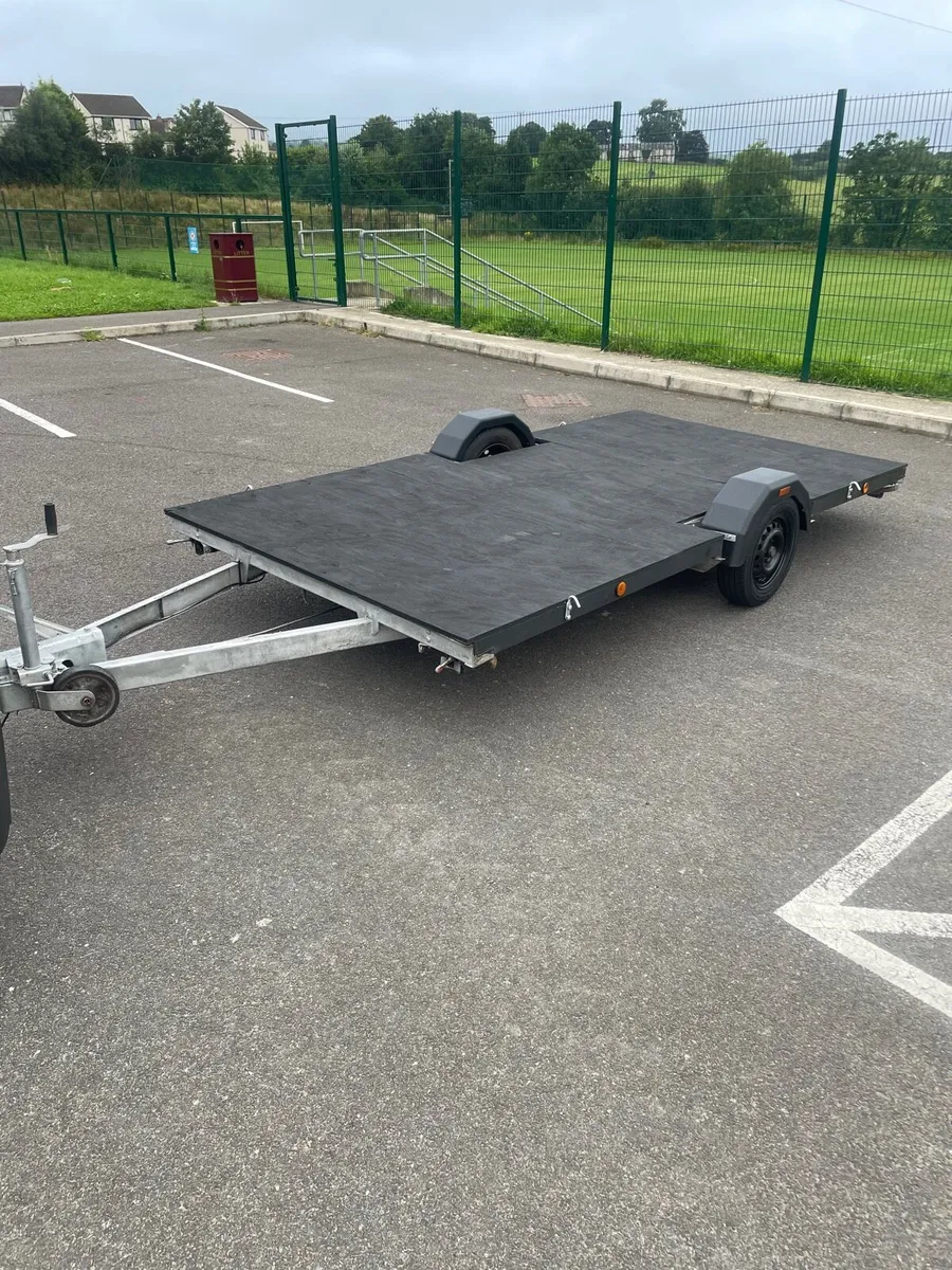 12×6 trailer with brakes & ramps & stands - Image 4