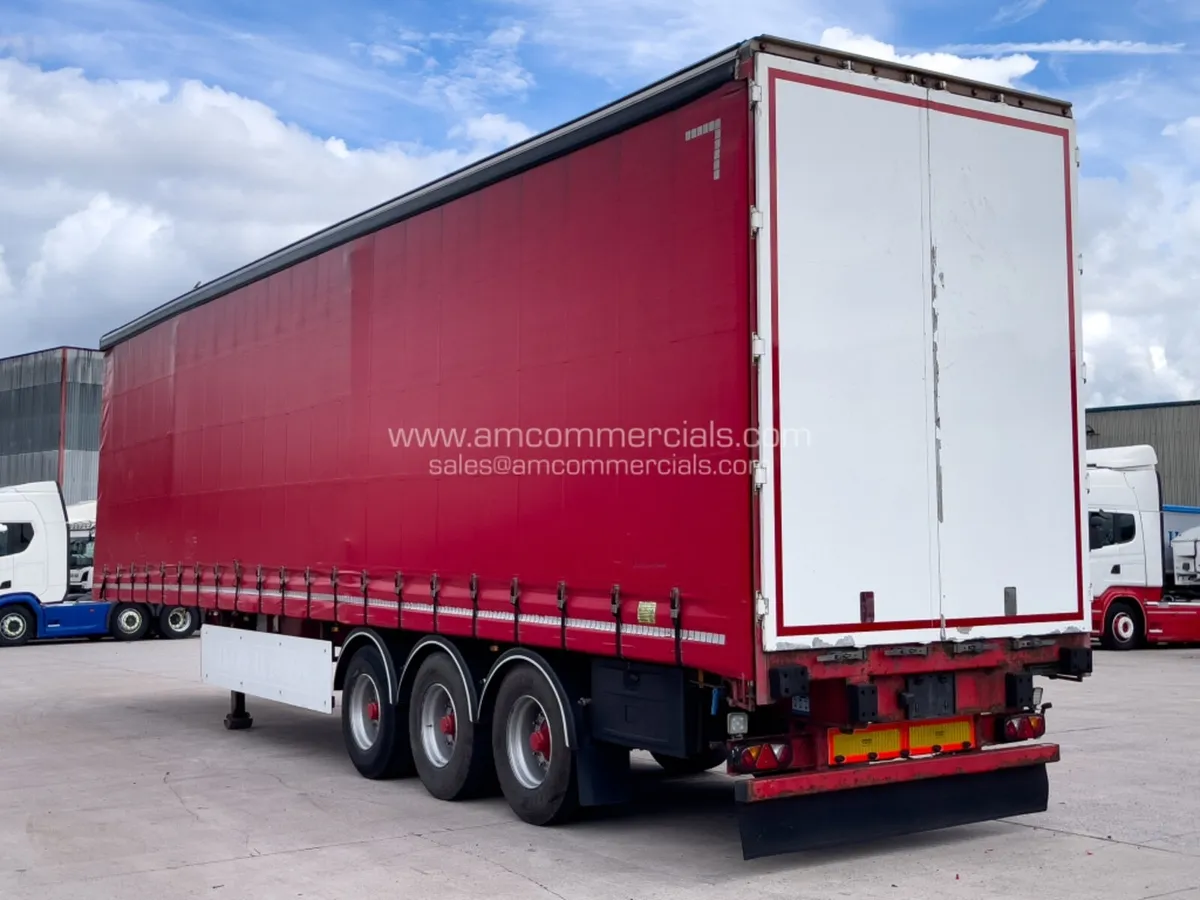 2011 SDC Curtain Side Tri AXLE TRAILER - C307433 - Image 4