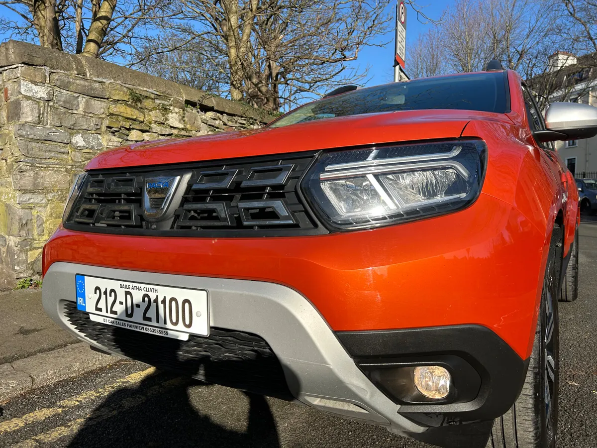 2021 DAICA DUSTER PRESTIGE 1 OWNER SERVICE HISTORY - Image 1