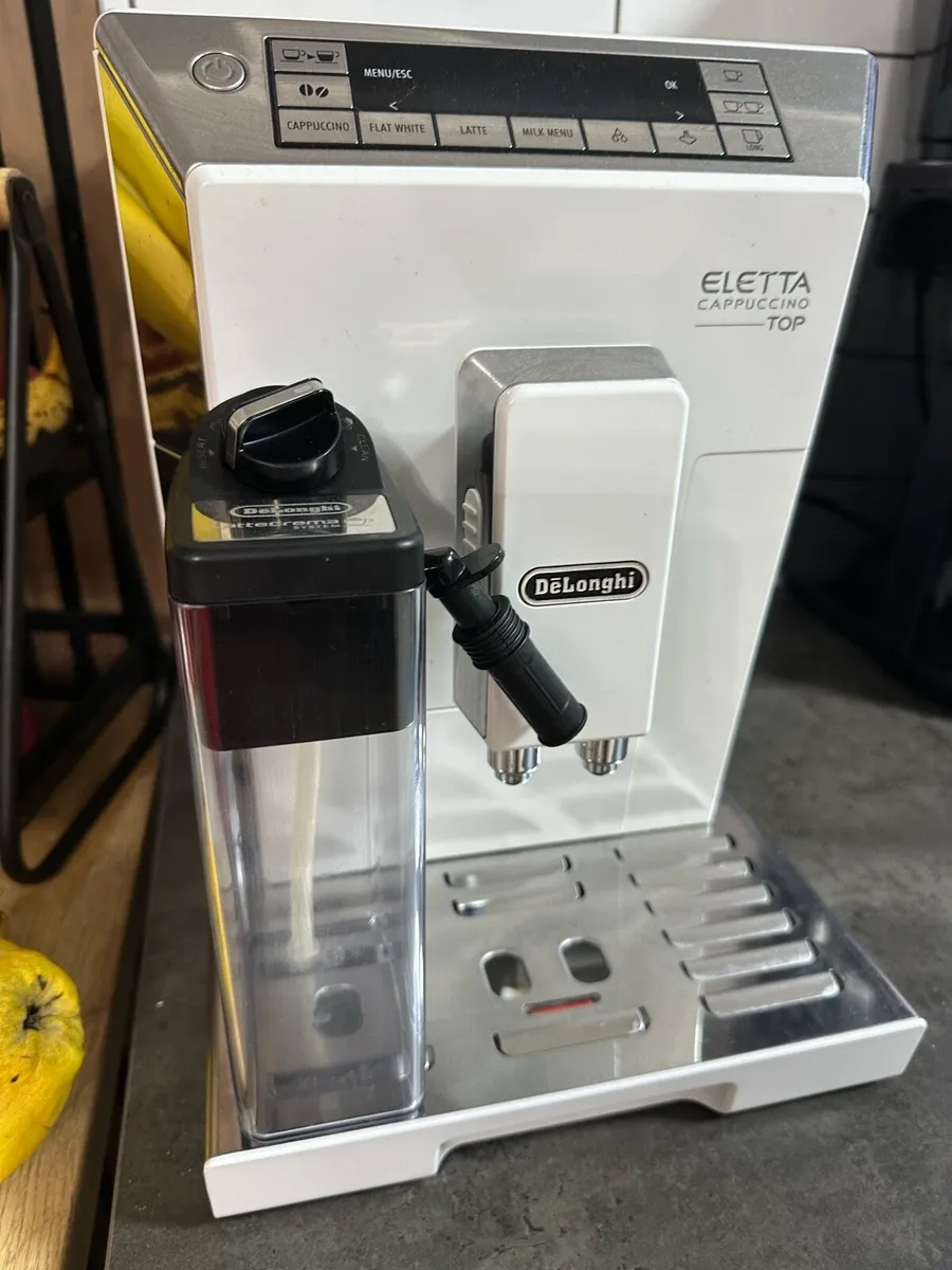 De Longhi Eletta Cappuccino TOP ECAM 45.760. - Image 2