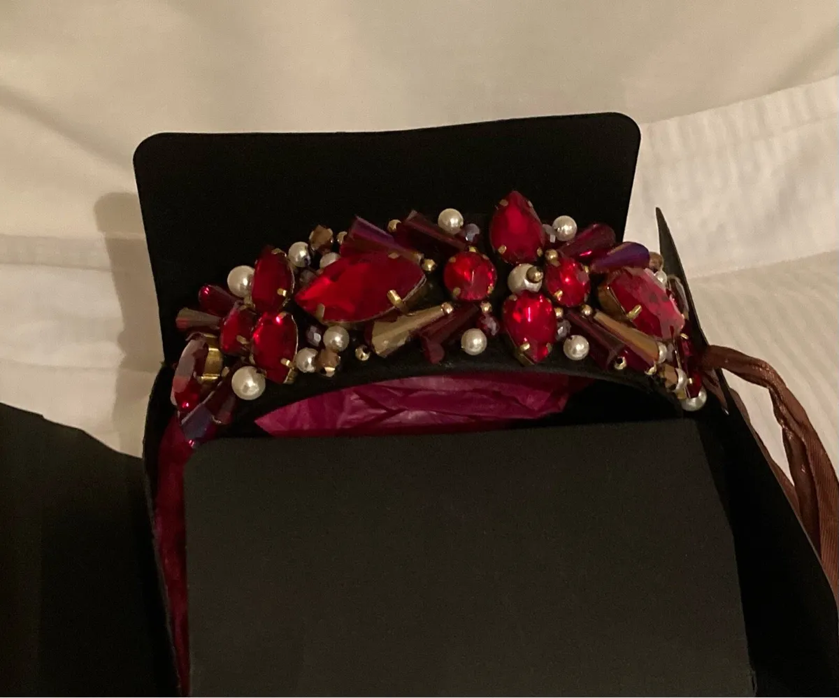 Jewelled Headband & Earrings Set - Image 2