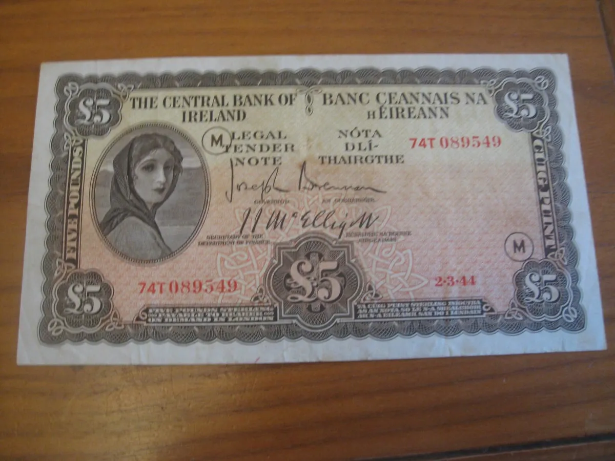 5 Pound Lavery Note - 400 Euros - Image 1