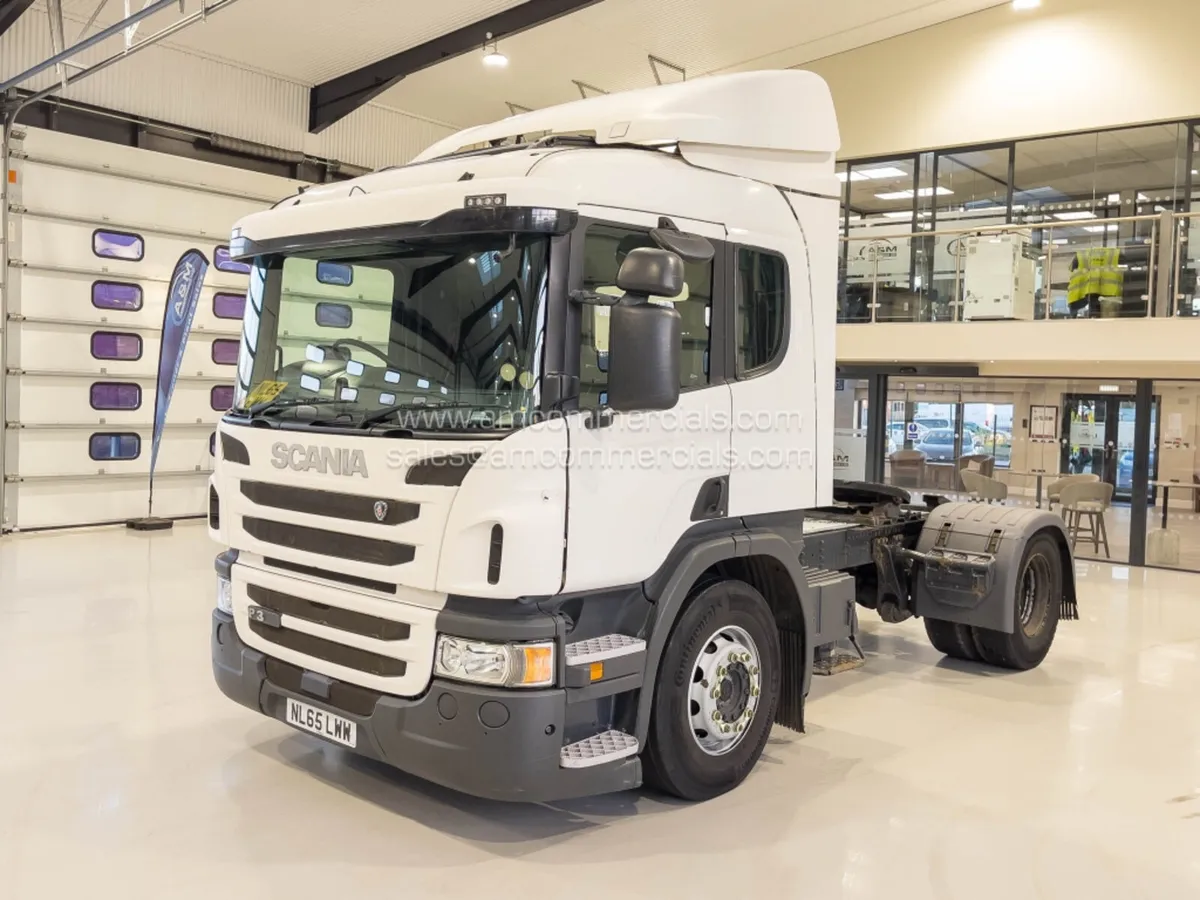 2015 (65) SCANIA P360 - Image 3