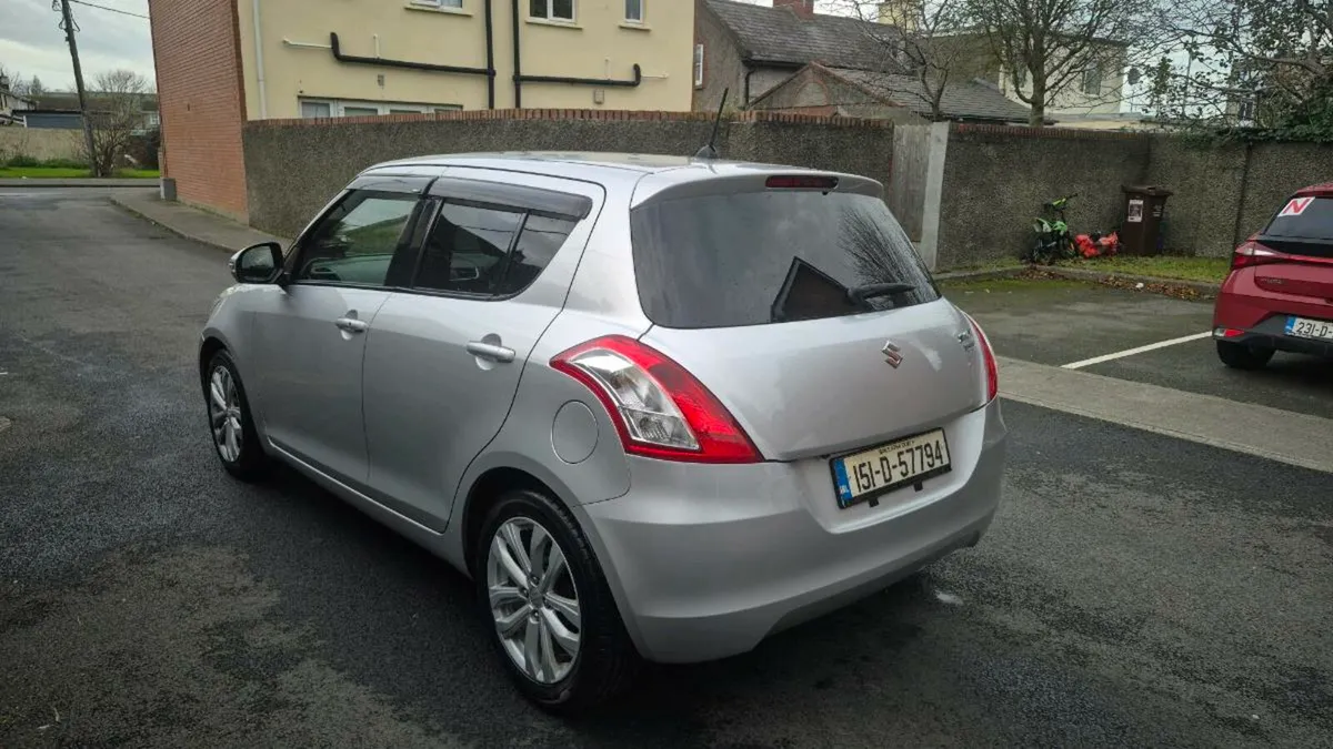 Suzuki Swift 2015 auto. 60km - Image 2