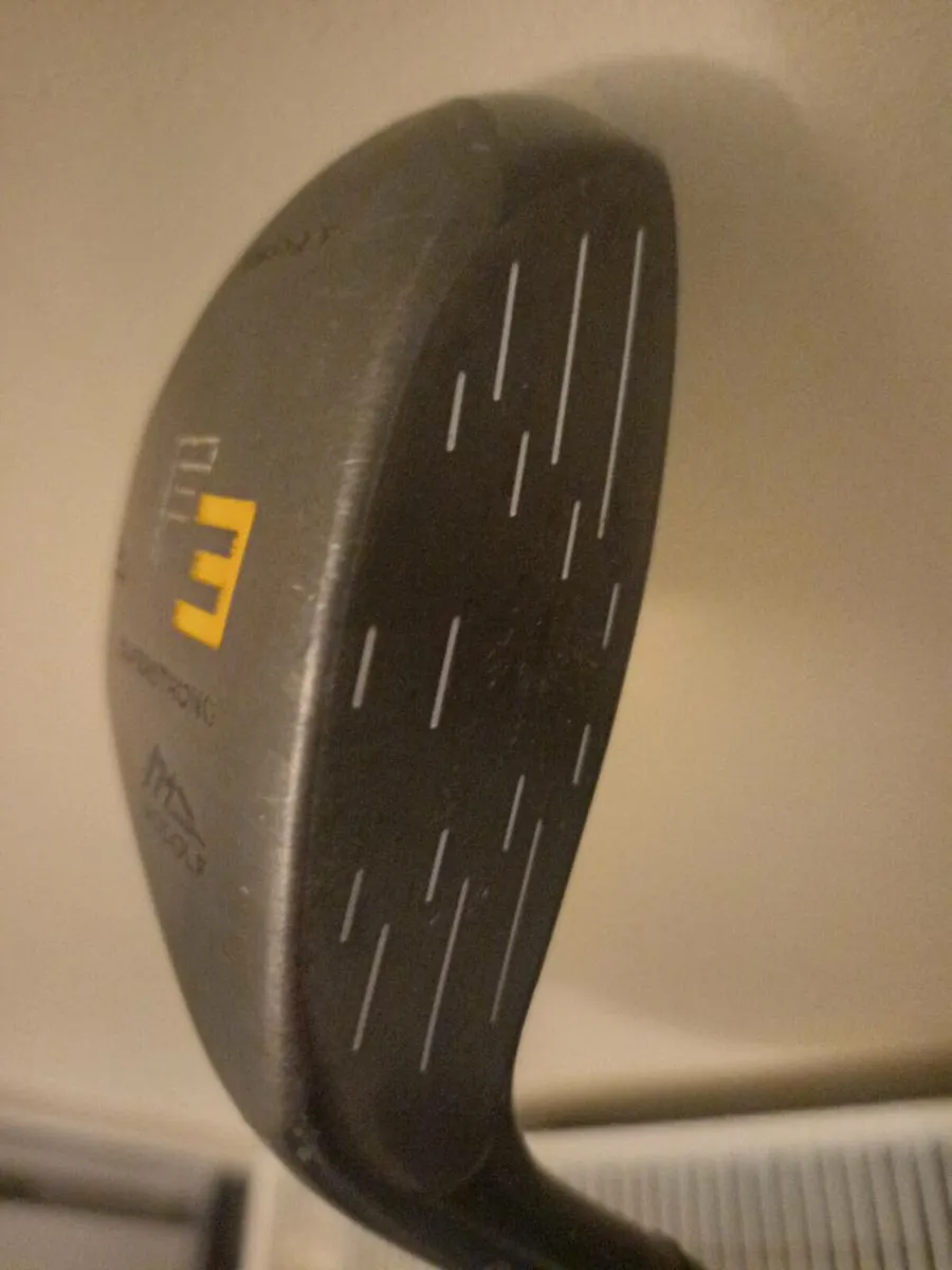 MD golf 3 wood stiff flex 15°. right handed club - Image 2