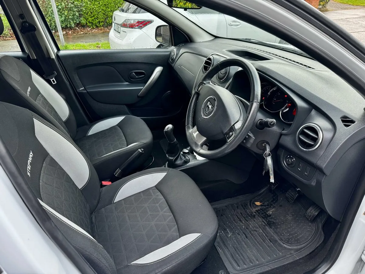 Dacia sandero stepway - Image 4