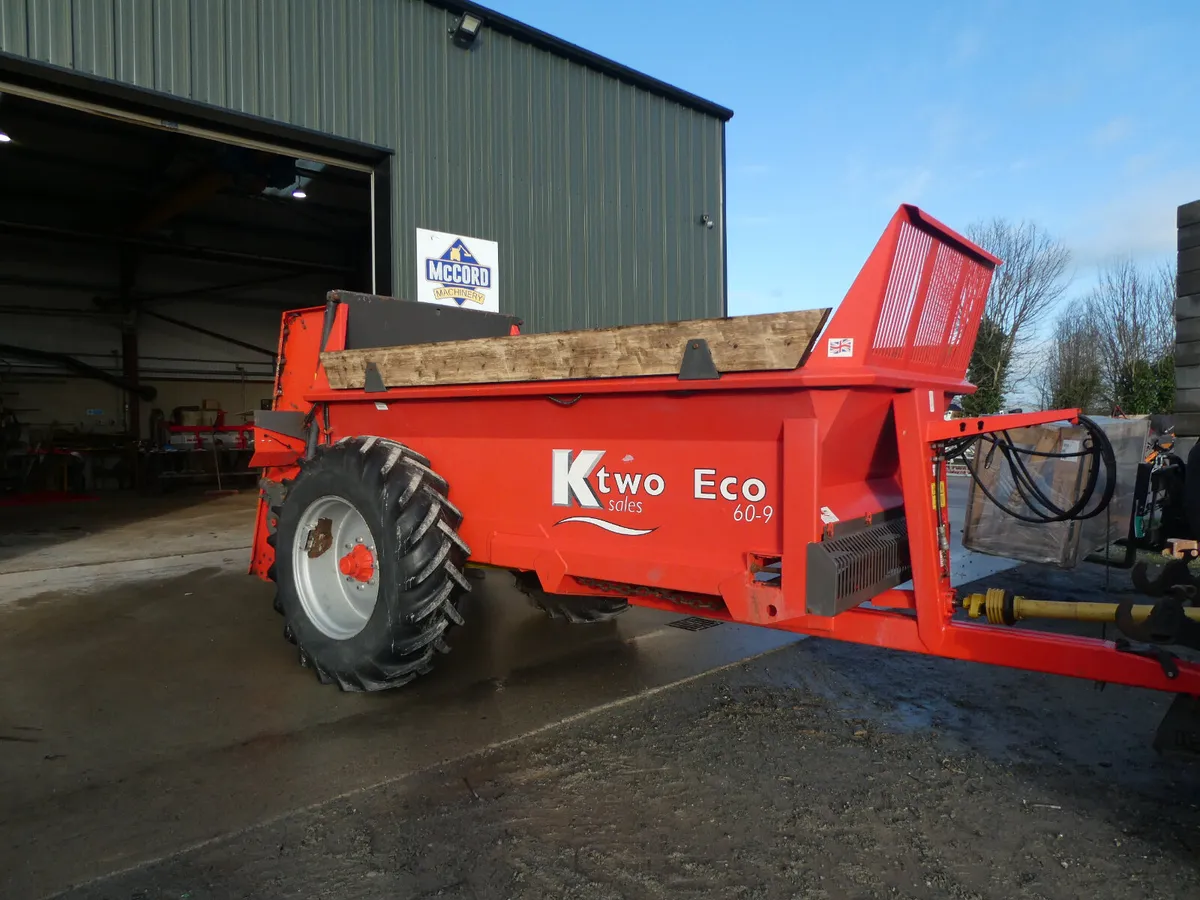 K Two ECO 60 Rear Discharge Spreader - Image 1
