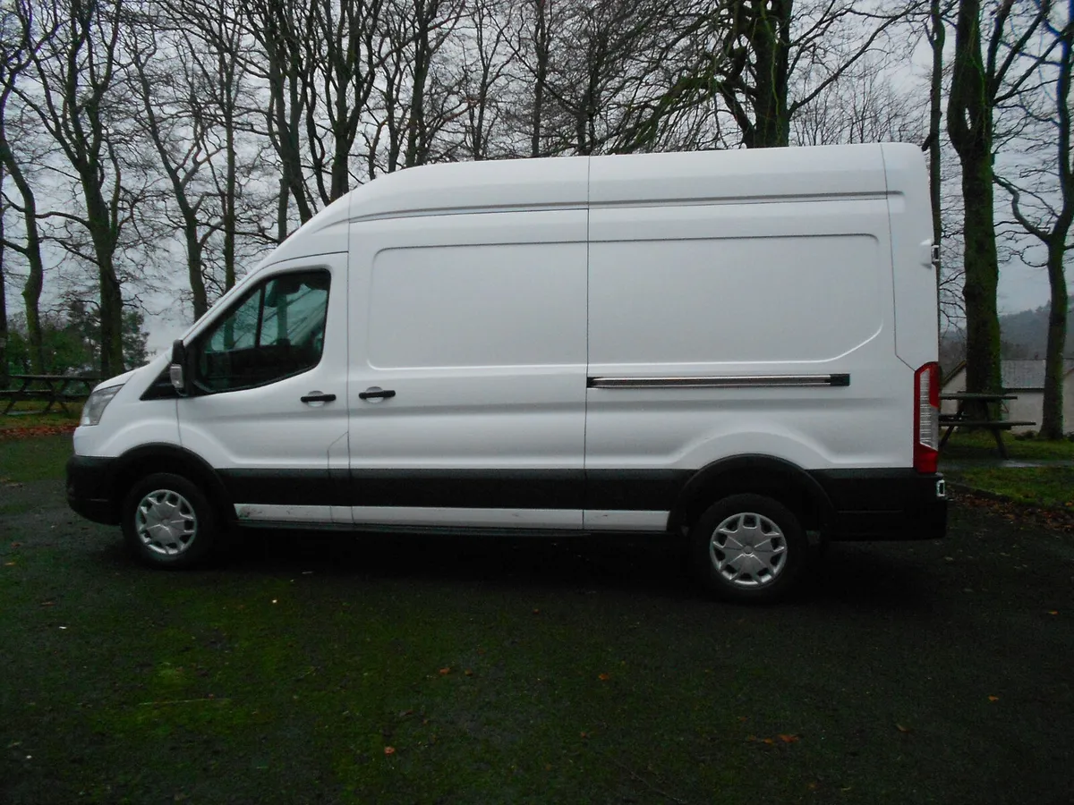 Ford Transit 2022 - Image 3