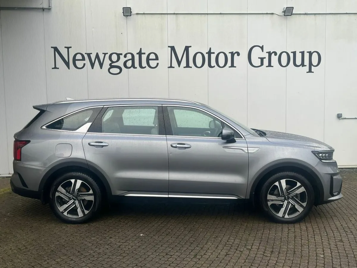 Kia Sorento Phev K3 5DR Auto - Image 4