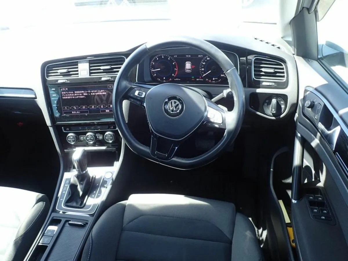 Volkswagen Golf 1.4 Highline Tech Edition - Image 3