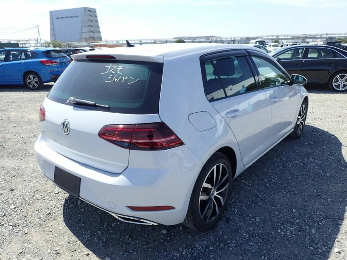 Volkswagen Golf 1.4 Highline Tech Edition - Image 4