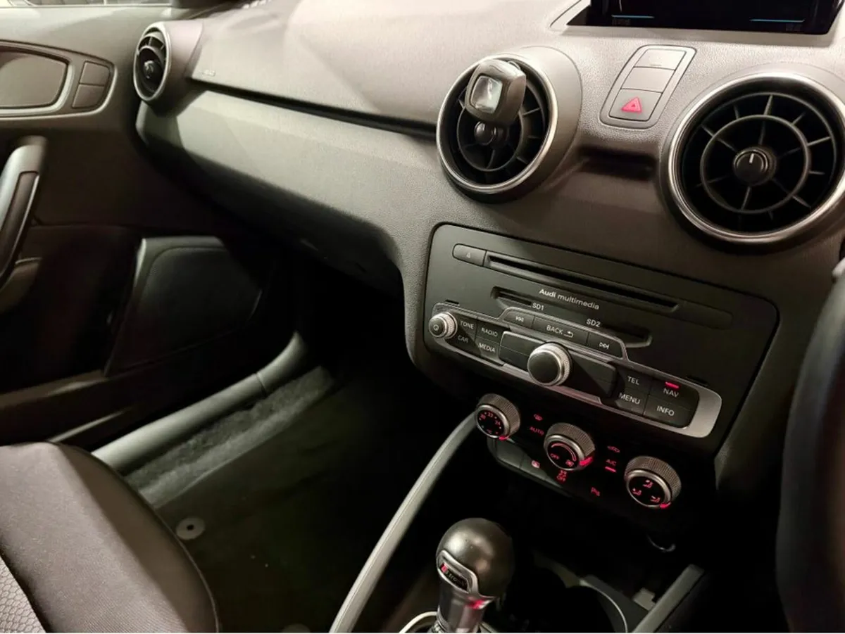 Audi A1 1.0 TFSI Sportback - Image 3