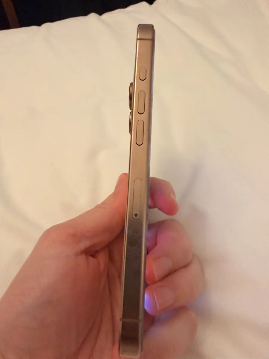 iPhone 16 Pro - Excellent Condition - Image 3