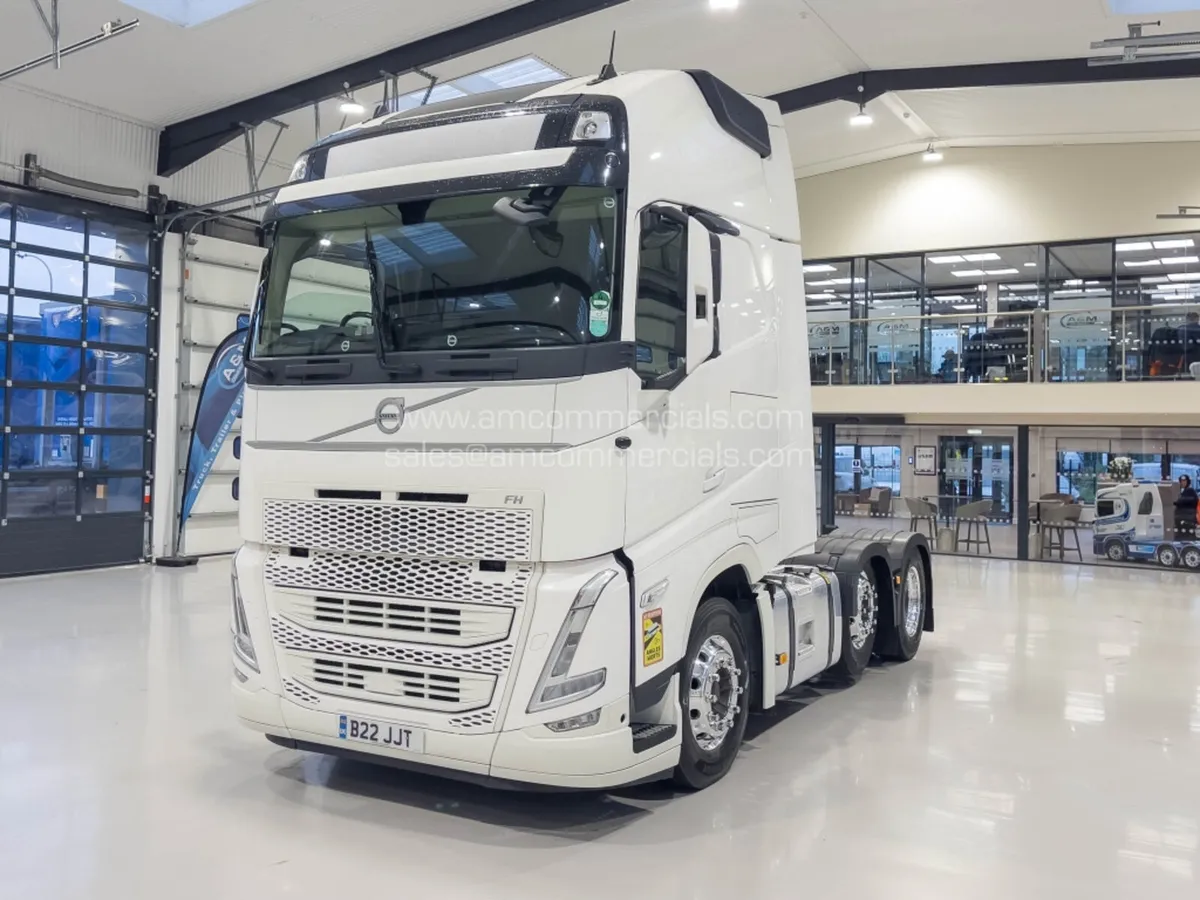 2023 (23) VOLVO FH 460 GLOBETROTTER XL - Image 3