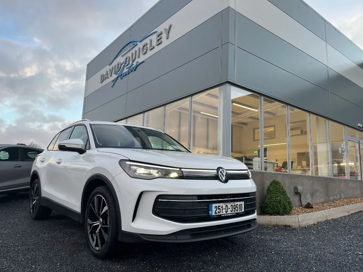 Volkswagen Tiguan EDITION 75 2.0tdi DSG AUTO 150HP - Image 2