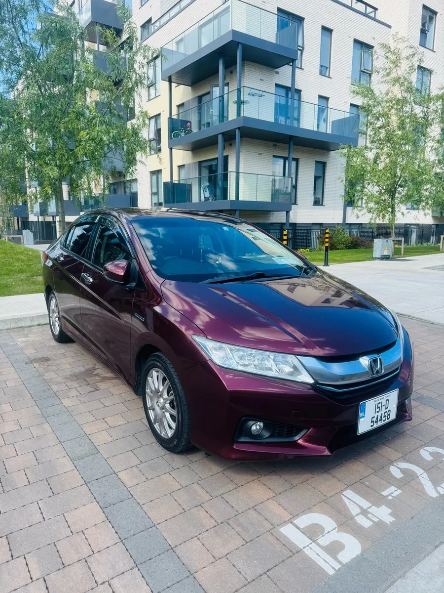 151 Honda Grace 1.5 Petrol Hybrid Automatic - Image 1