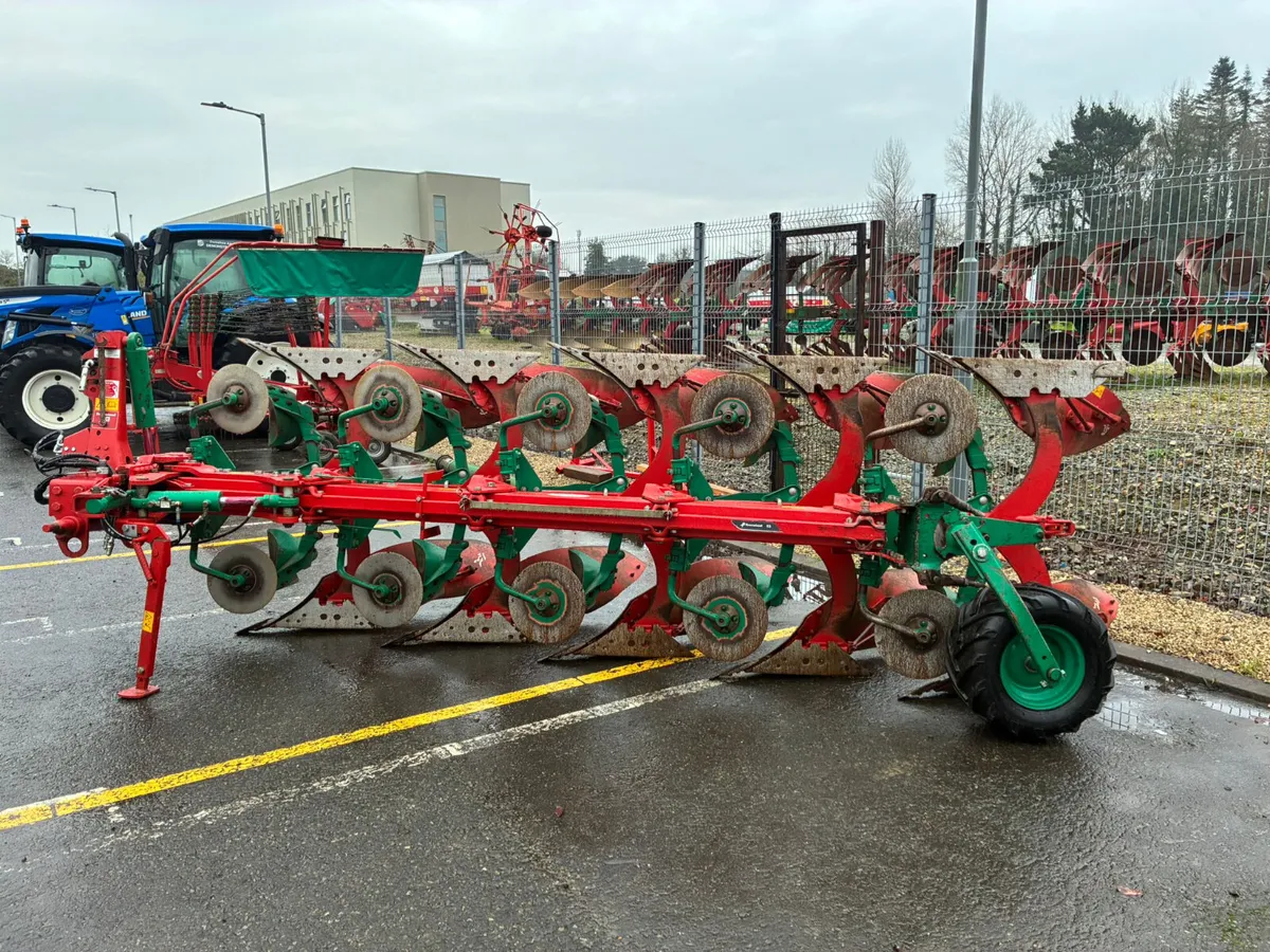 Kverneland ES 5 Furrow plough - Image 3