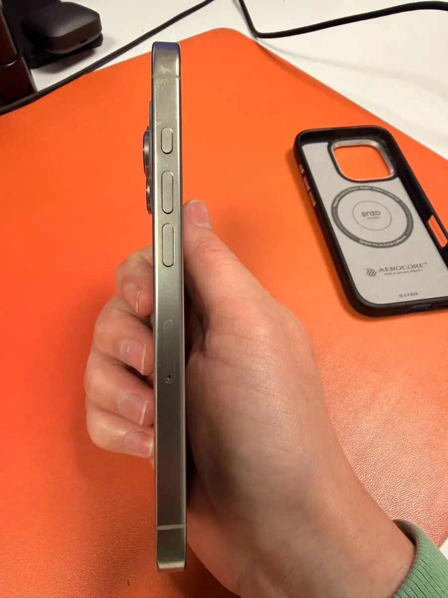 iPhone 16 Pro - Silver - Image 2