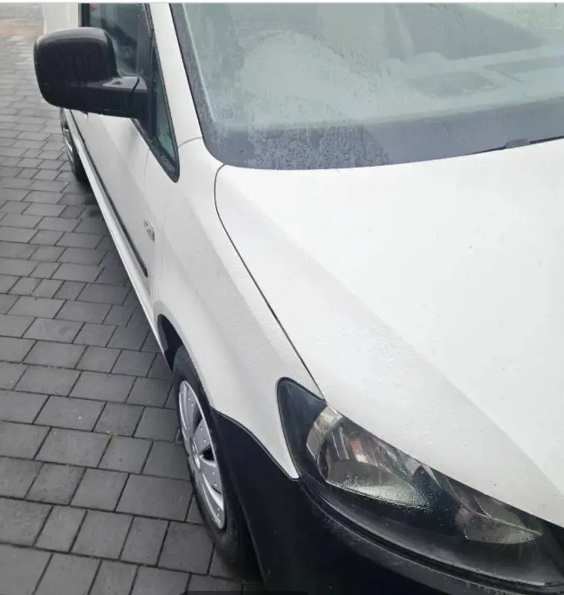 Volkswagen Caddy 1.6 - Image 1