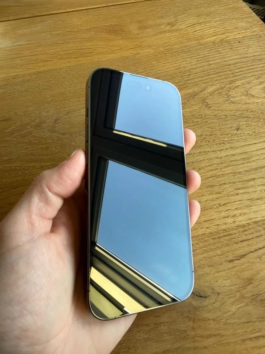 IPhone 14 Pro - immaculate condition - Image 4