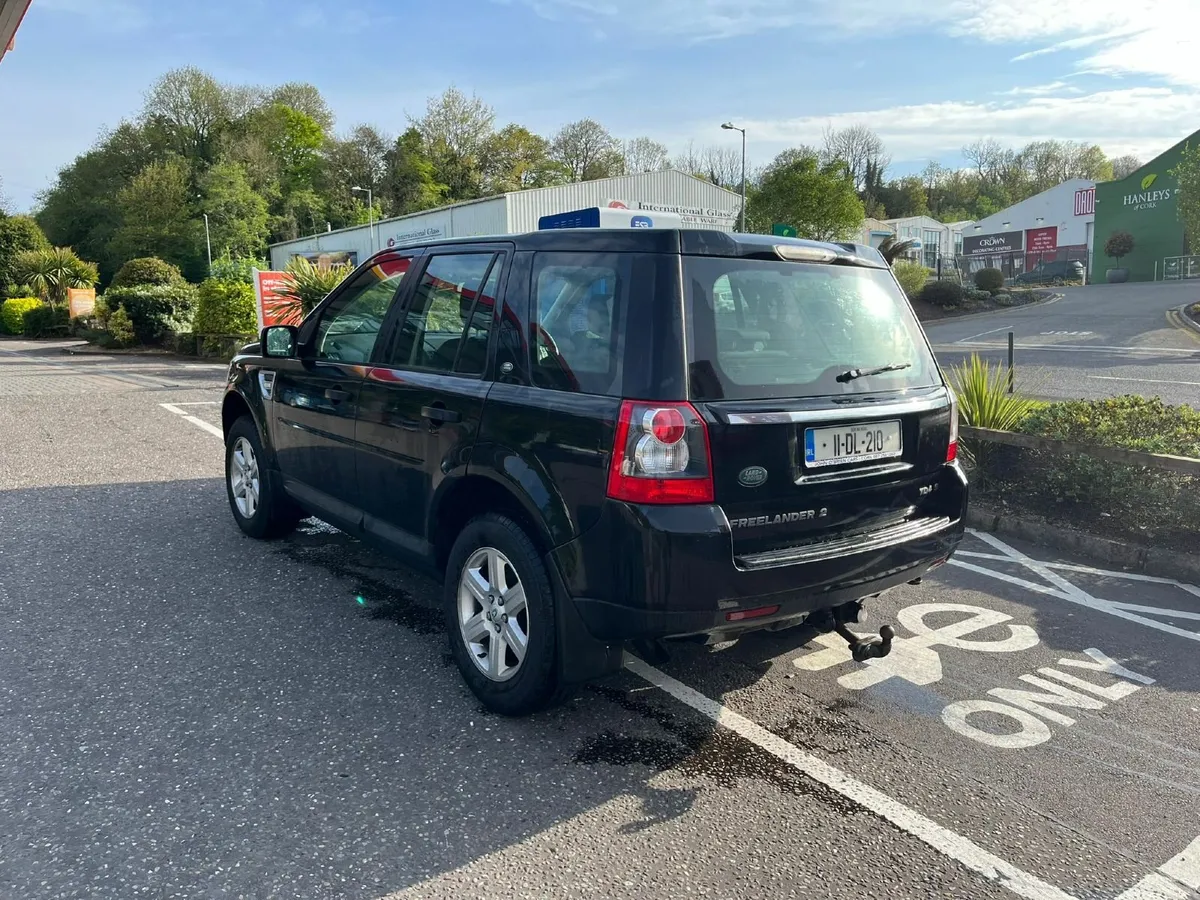 Land Rover Freelander 2011 - Image 2