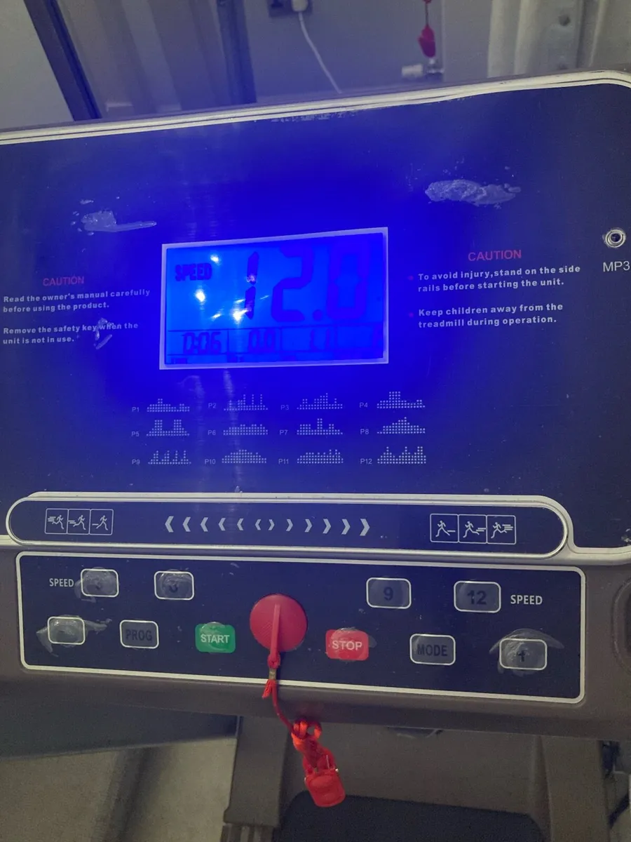 Treadmill - Image 1