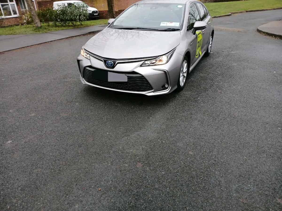 212 toyota corolla taxi - Image 2