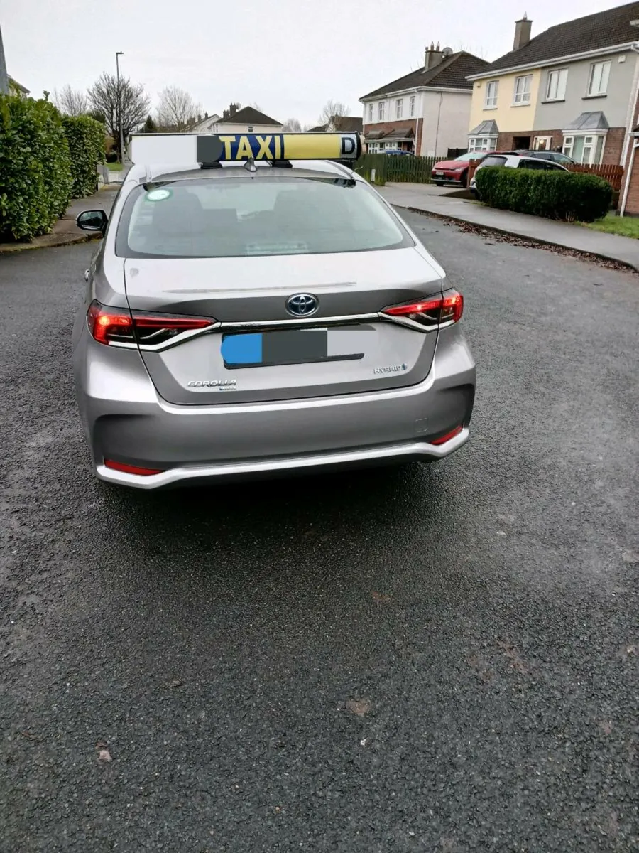 212 toyota corolla taxi - Image 4