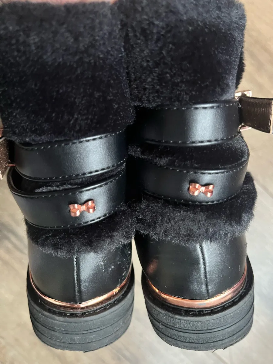 Ted Baker boots Size 2-3 - Image 1